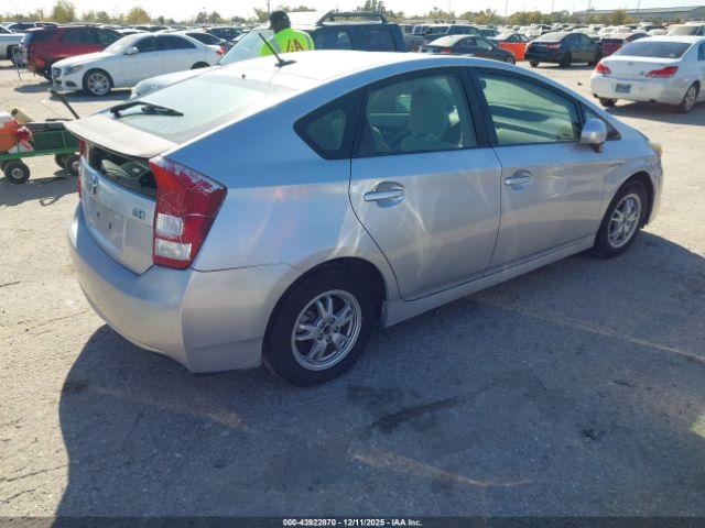 Toyota Prius Iii Image 6