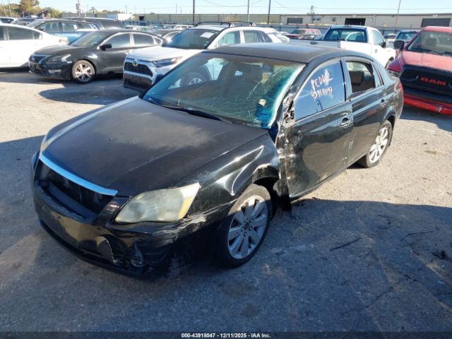 Toyota Avalon Xls Image 2