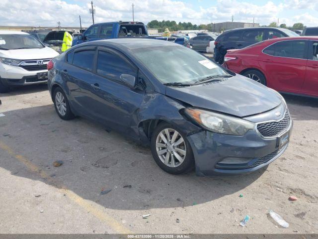  Salvage Kia Forte