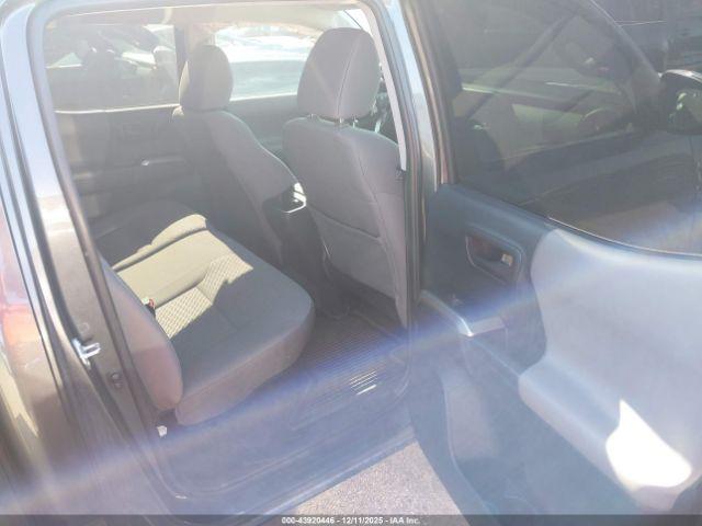 Toyota Tacoma Sr5 V6 Image 3