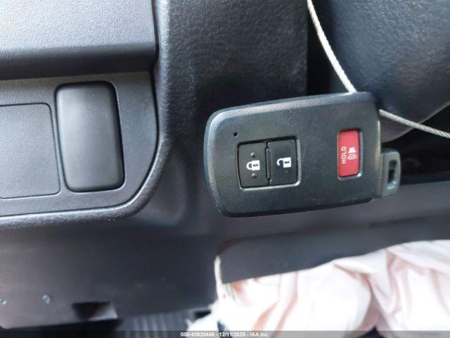 Toyota Tacoma Sr5 V6 Image 7