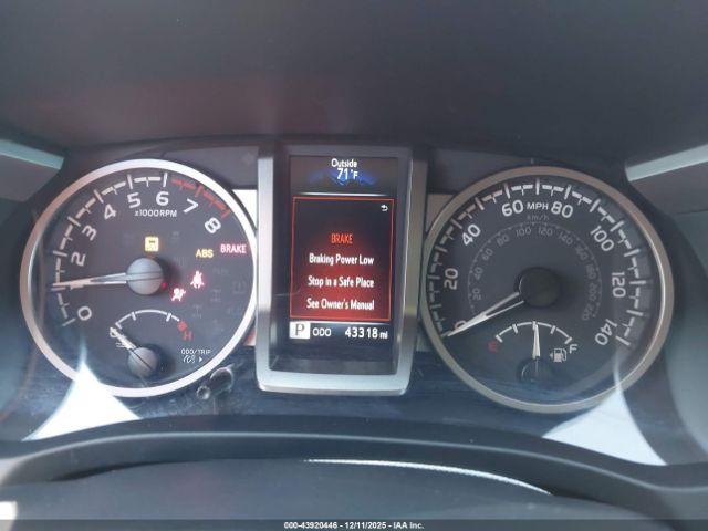 Toyota Tacoma Sr5 V6 Image 9