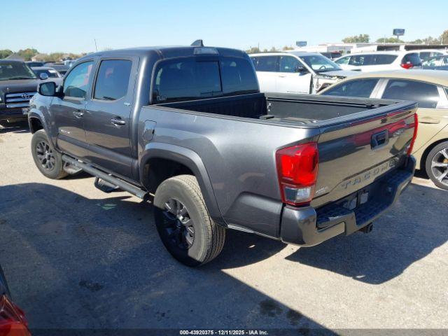 Toyota Tacoma Sr5 V6 Image 2