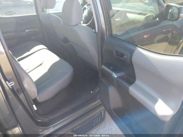 Toyota Tacoma Sr5 V6 Image 5