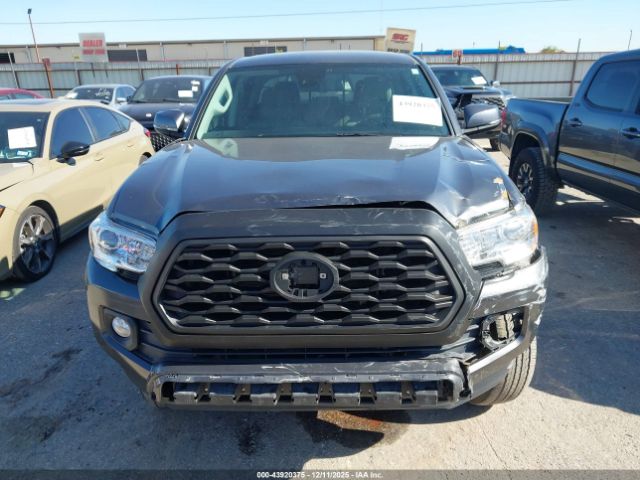 Toyota Tacoma Sr5 V6 Image 11