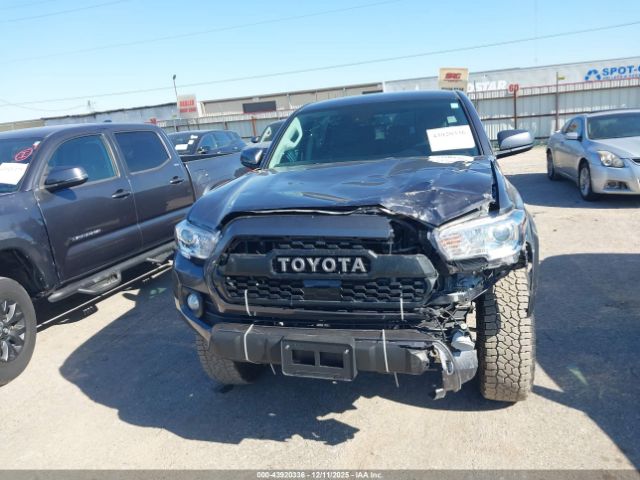 Toyota Tacoma Sr5 V6 Image 14