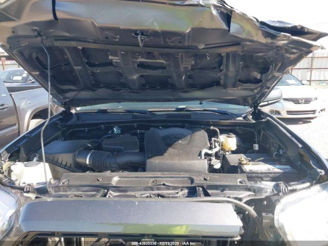 Toyota Tacoma Sr5 V6 Image 7