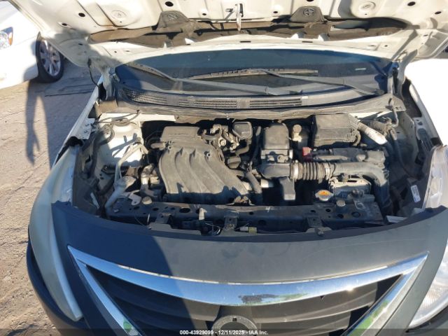 Nissan Versa 1.6 Sv Image 2