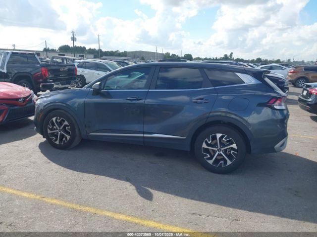 Kia Sportage Ex Image 3