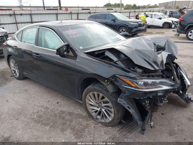  Salvage Lexus Es