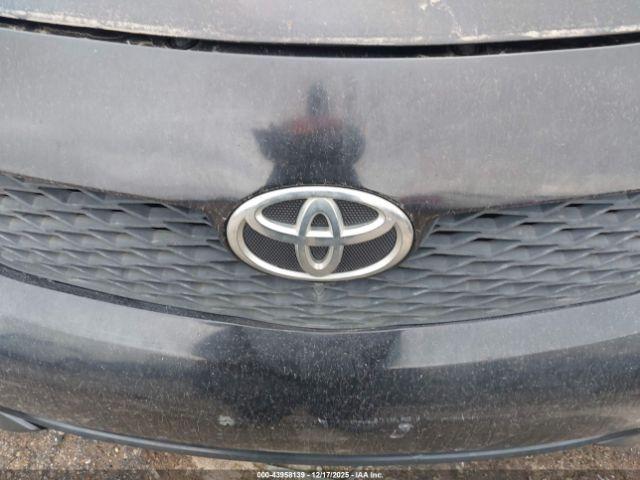 Toyota Corolla S Image 2