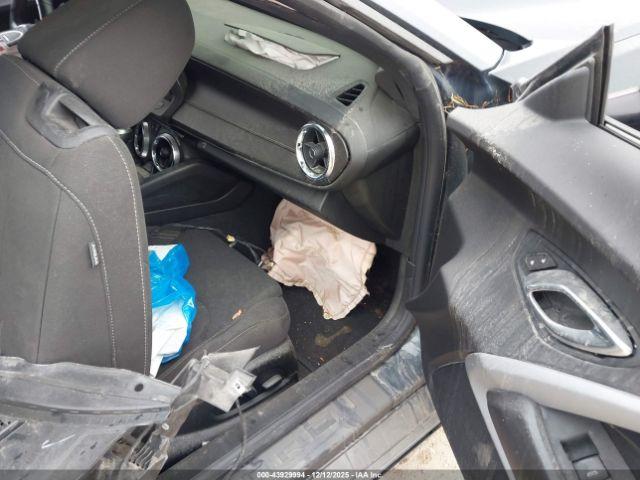 Chevrolet Camaro Rwd  1ss Image 4