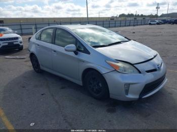  Salvage Toyota Prius