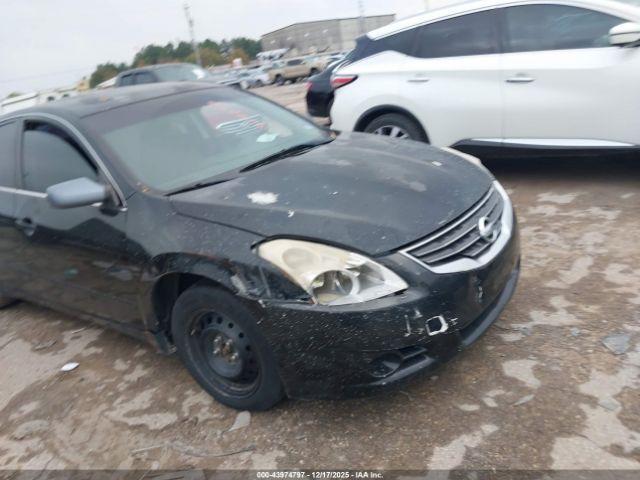Nissan Altima 2.5 S Image 4