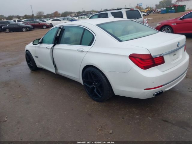 BMW 7 Series Image 2