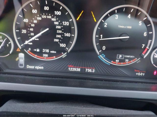 BMW 7 Series Image 11