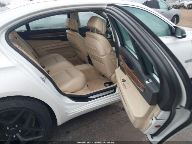 BMW 7 Series Image 5