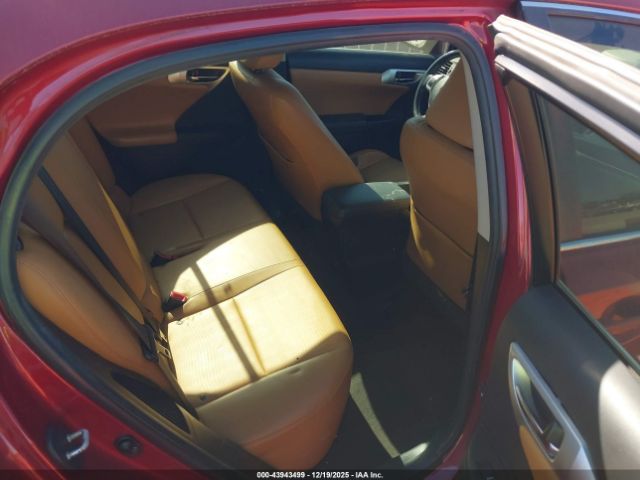 Lexus Ct Premium Image 2