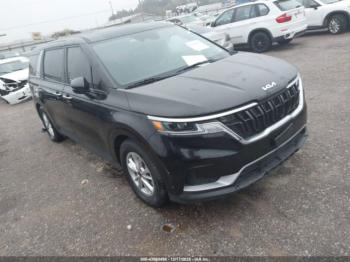  Salvage Kia Carnival