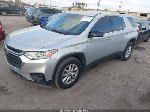 Chevrolet Traverse Ls Image 4