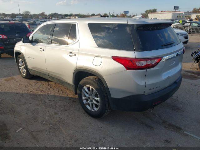 Chevrolet Traverse Ls Image 6