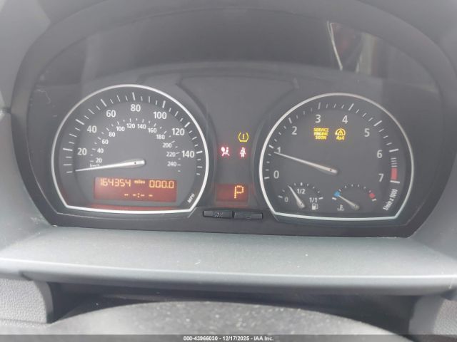 BMW X Series 2.5i Image 3