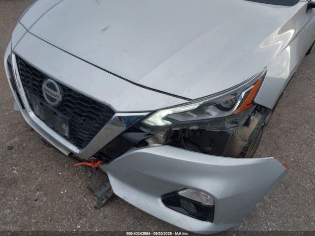 Nissan Altima Sl Fwd Image 4