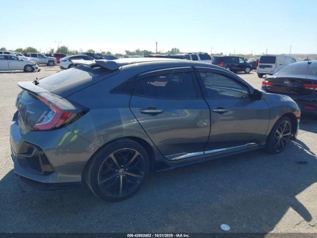 Honda Civic Sport Image 9