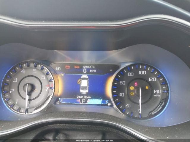 Chrysler 200 S Image 11