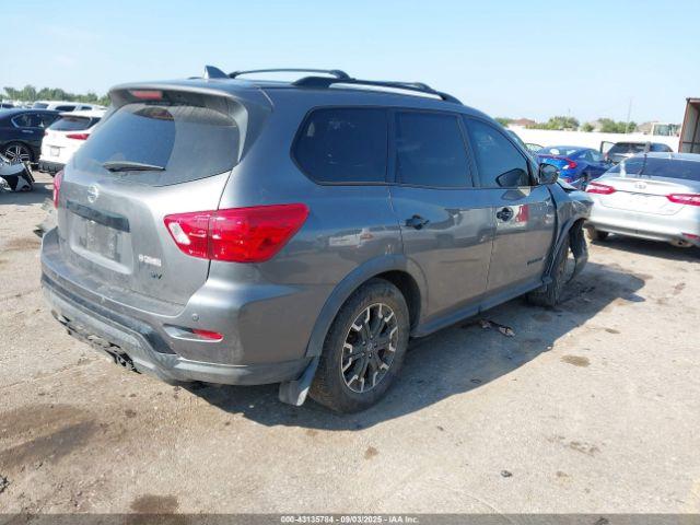 Nissan Pathfinder Sv Image 4