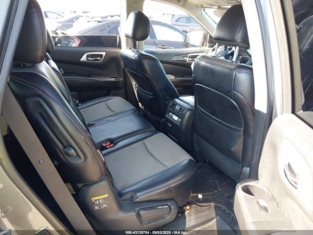 Nissan Pathfinder Sv Image 9