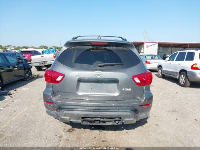 Nissan Pathfinder Sv Image 10