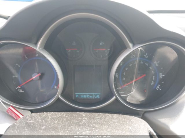 Chevrolet Cruze Ls Auto Image 8