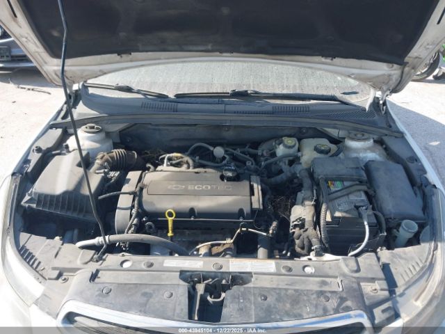 Chevrolet Cruze Ls Auto Image 9