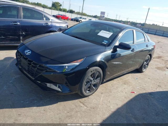 Hyundai ELANTRA Blue Image 8