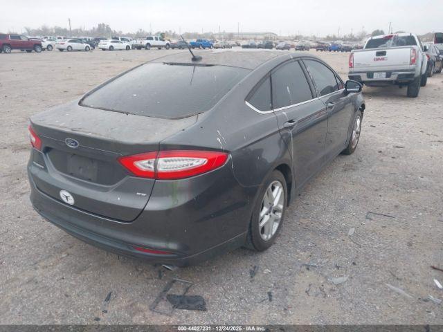 Ford Fusion Se Image 2