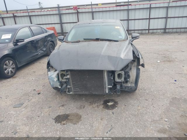 Ford Fusion Se Image 8