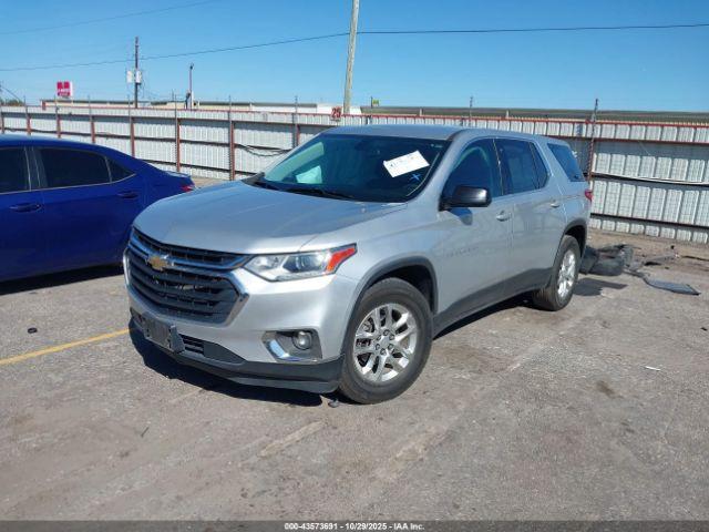 Chevrolet Traverse Ls Image 5