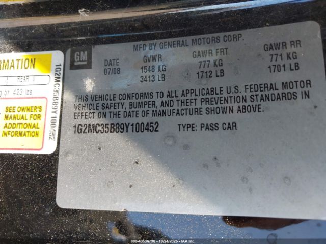 Pontiac Solstice Image 5