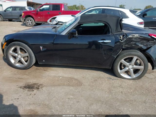 Pontiac Solstice Image 14