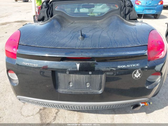 Pontiac Solstice Image 15