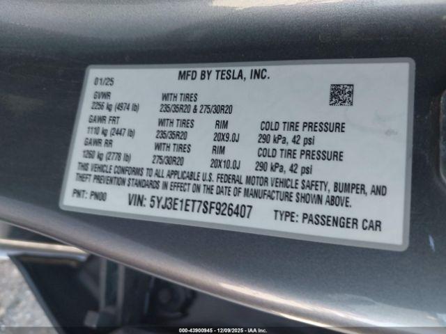 Tesla Model 3 Performance Image 6