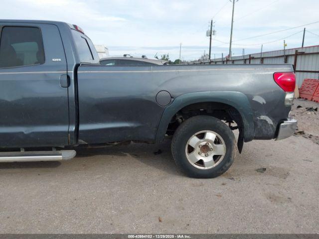 Toyota Tundra Sr5 5.7l V8 Image 6