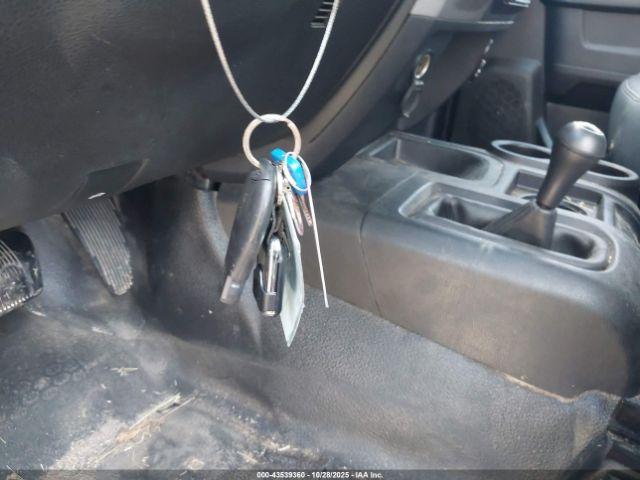 Ram 2500 Tradesman  4x4 8' Box Image 2