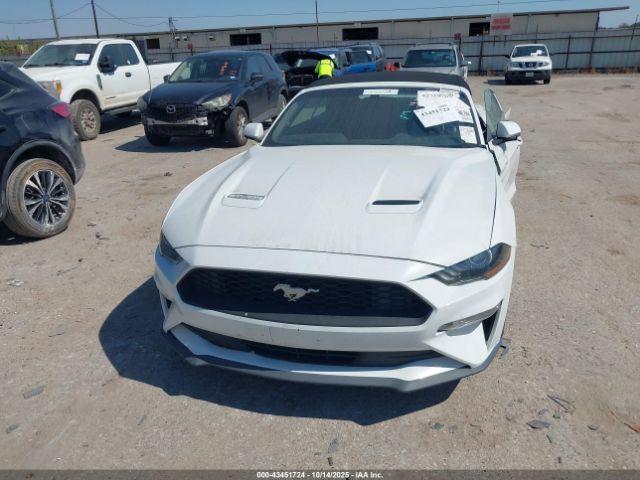 Ford Mustang Ecoboost Premium Image 12