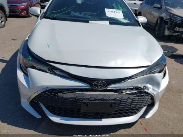 Toyota Corolla Xse Image 15