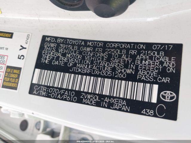 Toyota Prius Two Image 9