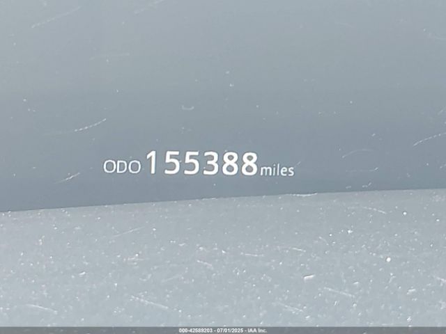 Toyota Prius Two Image 15