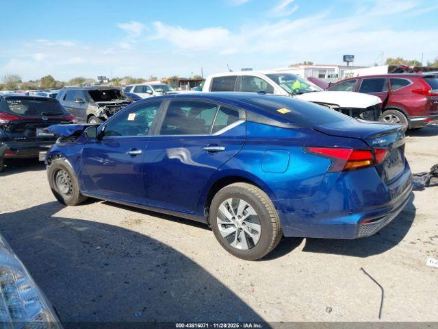 Nissan Altima S Fwd Image 3