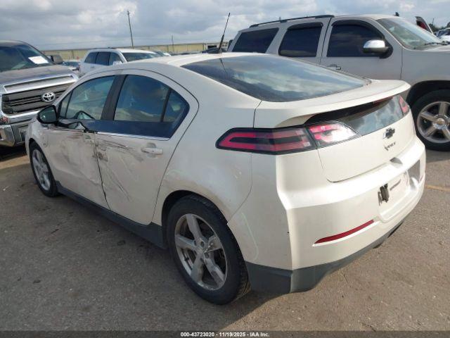 Chevrolet Volt Image 7